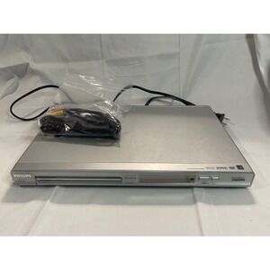 Philips DVP3960 DVD Player HDMI 1080i Progressive Scan Silver with AV Cables